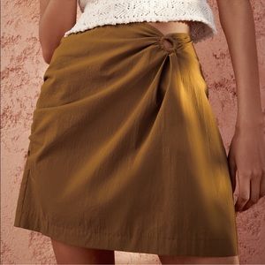 NWOT Zara mini cutout skirt